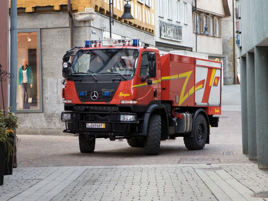  Mercedes-Benz Unimog U20 TLF 10 by Ziegler 2009 года  (фото 1 из 4)